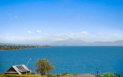 041_Open2view_ID441553-172_Lake_Terrace